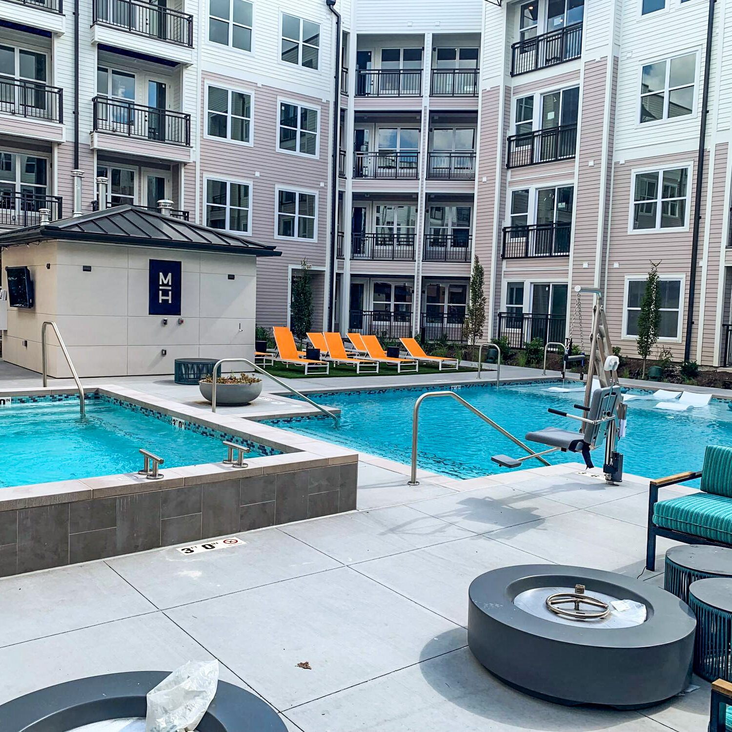 Moda At The Hill Gallery 2