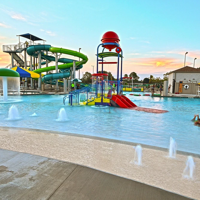 Strawberry Waterpark 9