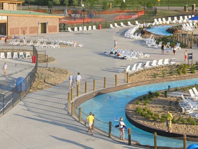 Summit Waves Banner 1