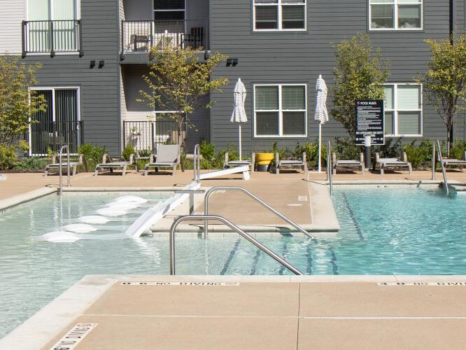 Sunnen Station Apartments Banner 1