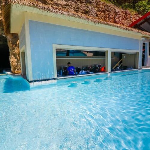 The Cave Bar And Grill Gallery 1