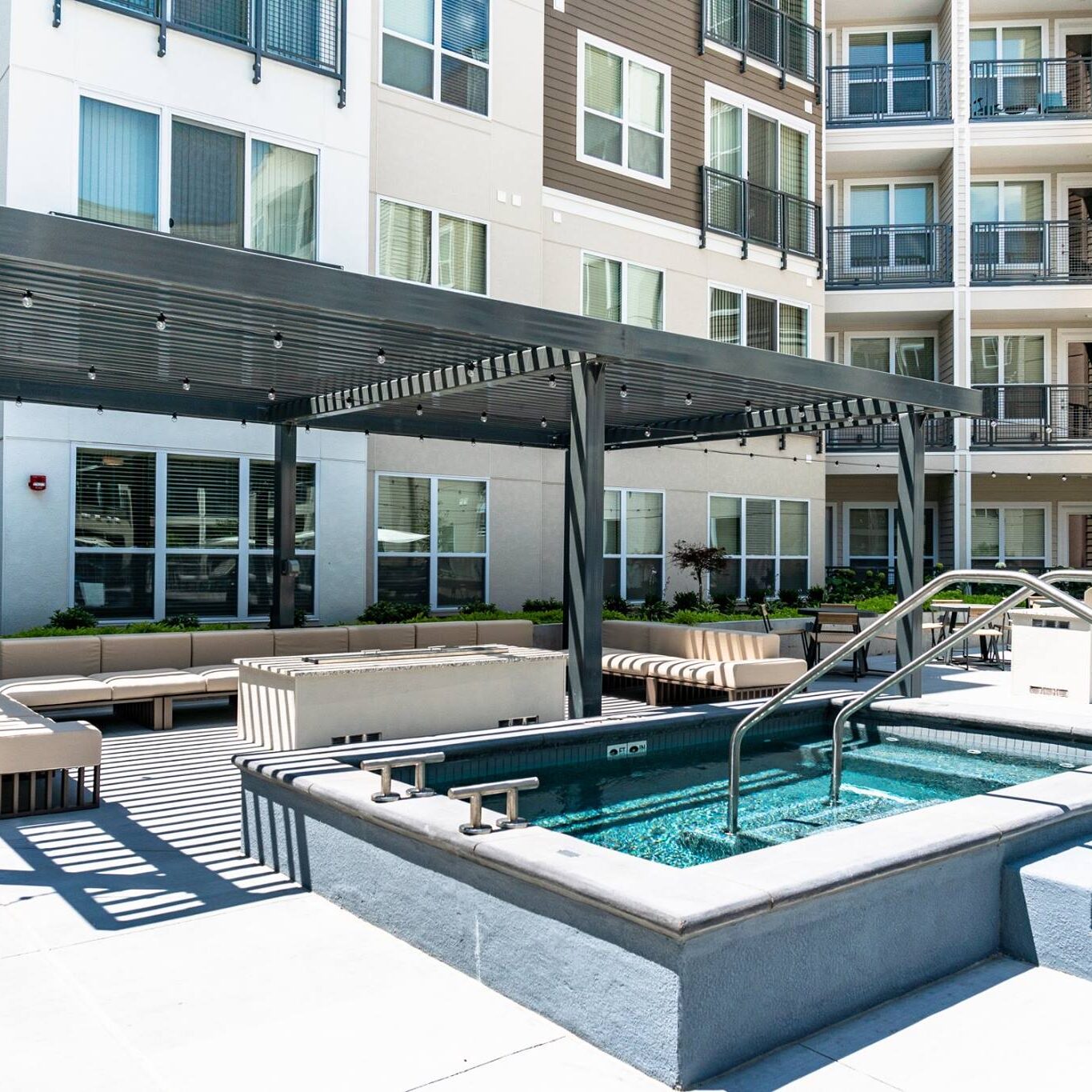 The Encore At Forest Park Gallery 9