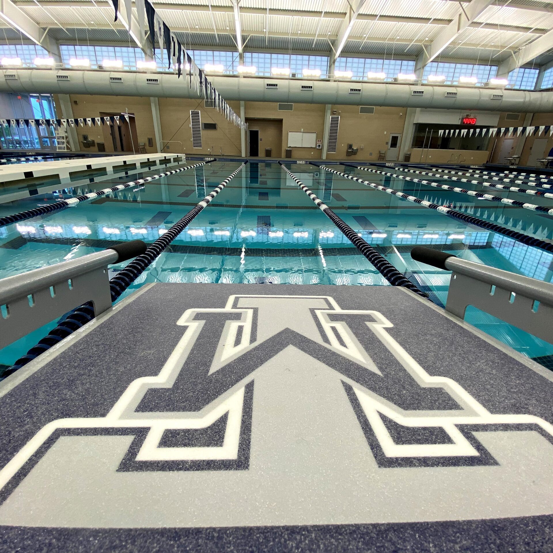 TOMBALL MEMORIAL HIGH SCHOOL - Landmark Aquatic