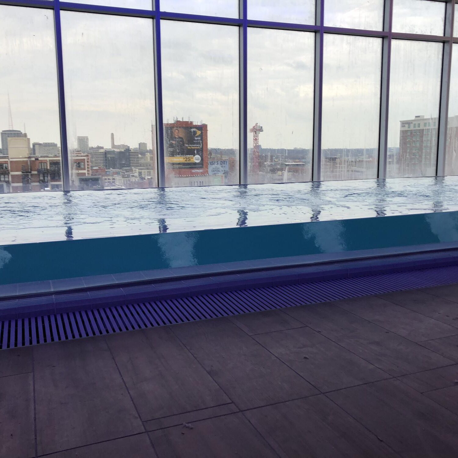 Two Light Apartments Gallery 11