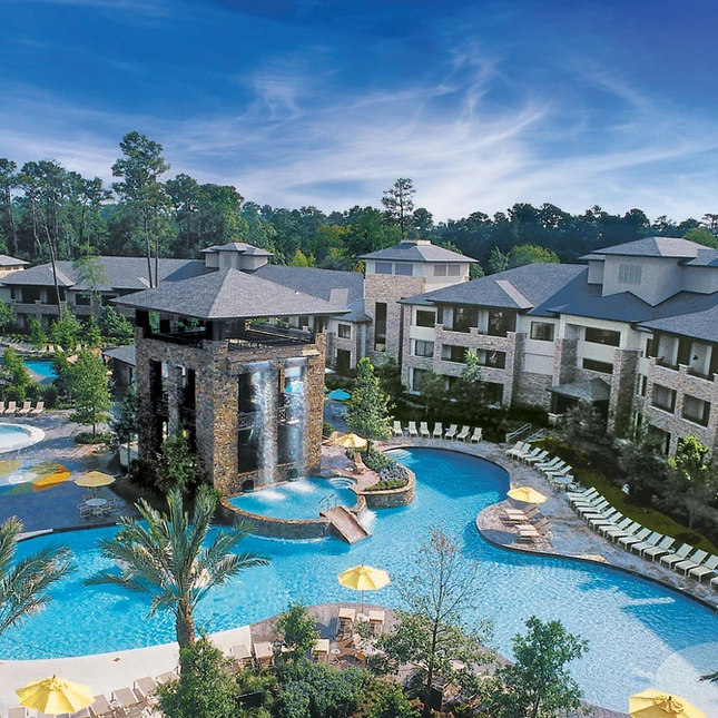 Woodlands Resort 2