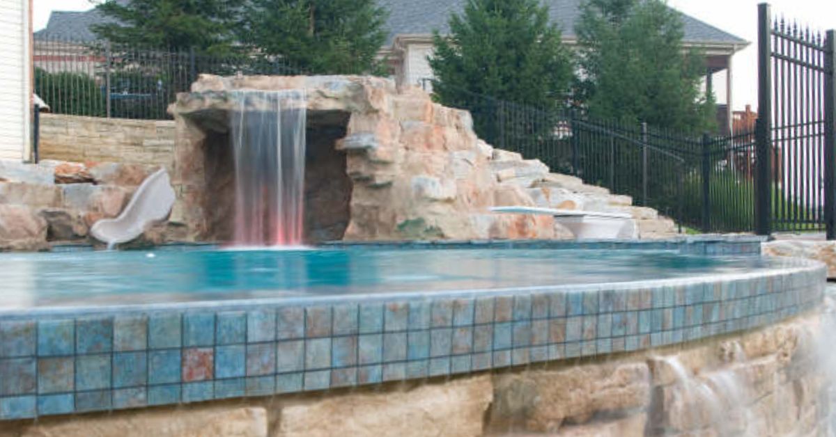 Concrete vs. Stainless Steel Commercial Swimming Pools