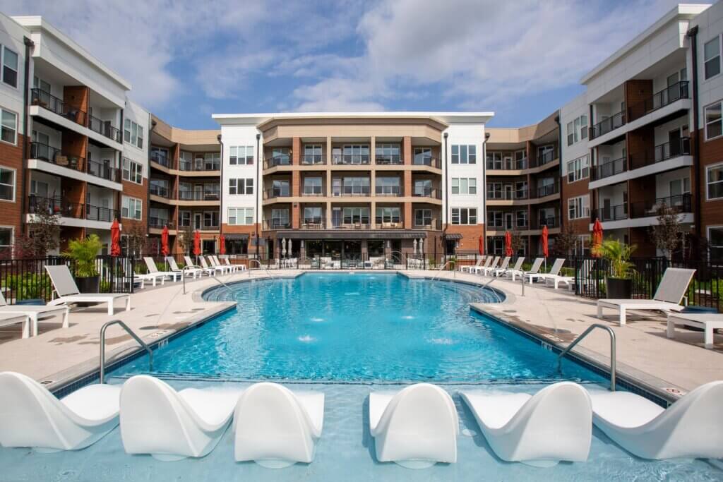 Docs Fa4a6e3c 308e 40e6 A5c5 Cd3f90cd6102 Riviera Images 1 (1)