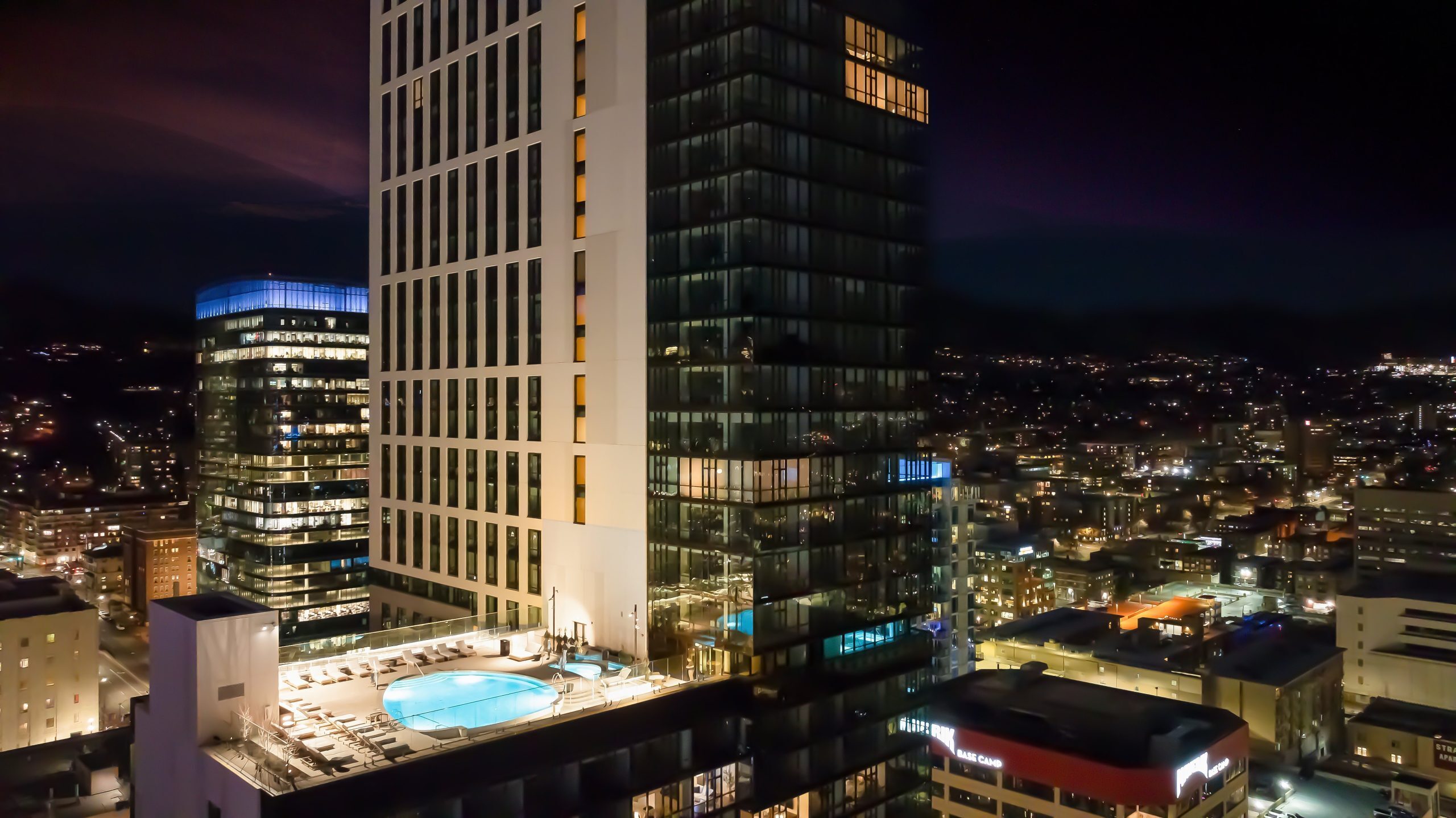 Astra-Tower-Tower-Pool-Night-05B-scaled