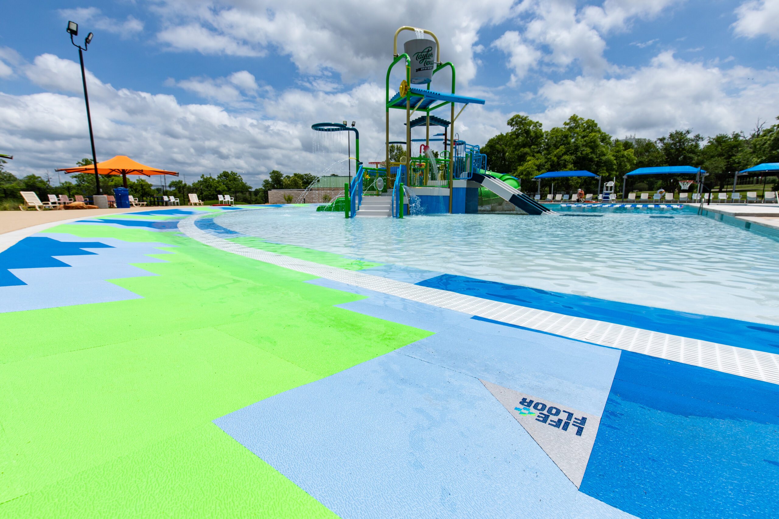 Doris Roz. Aquatic Center-100
