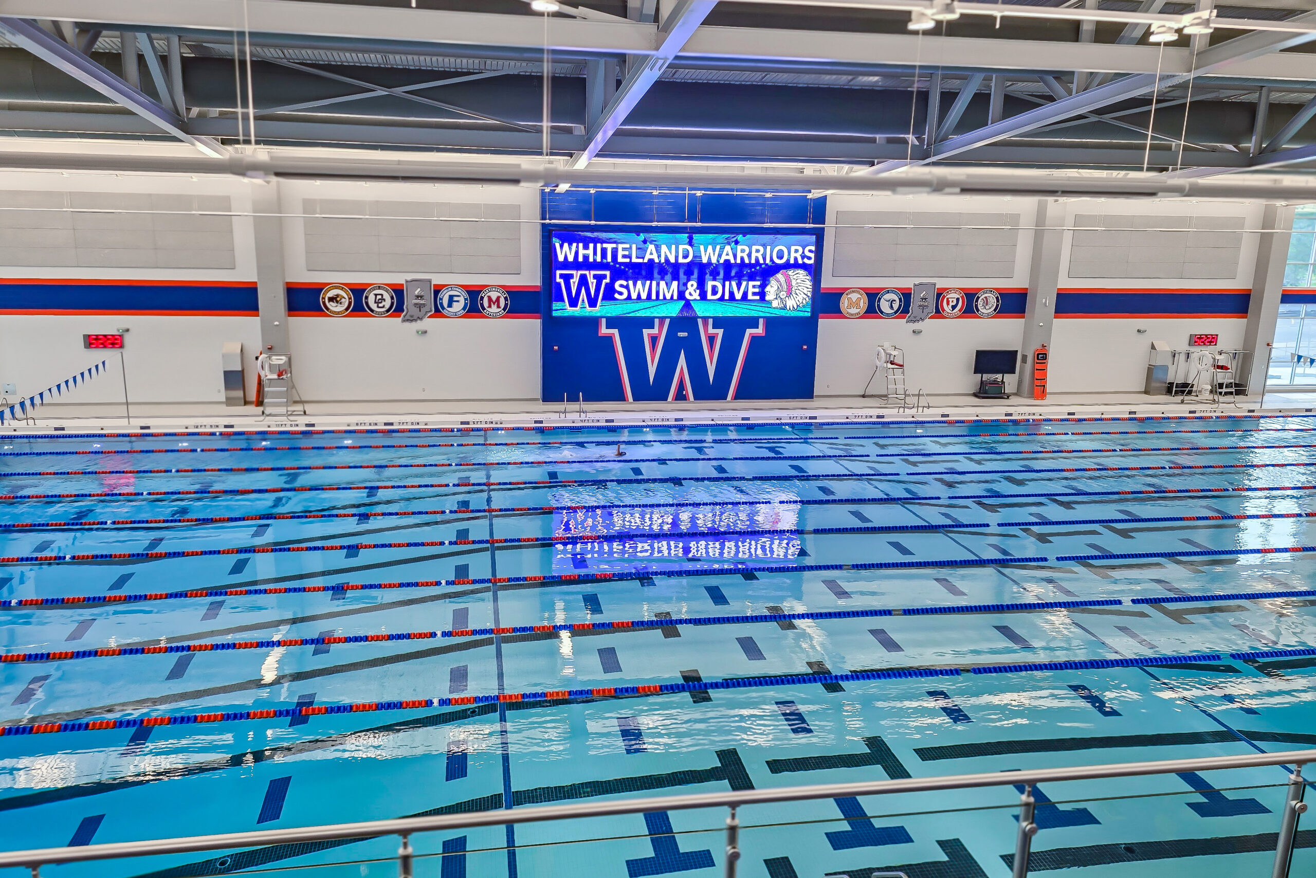 Whiteland-HS-005